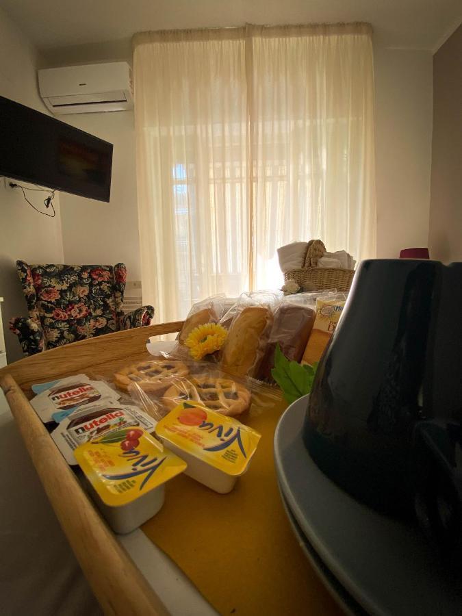 A Casa Dei Bruno B&B Поццуоли Экстерьер фото