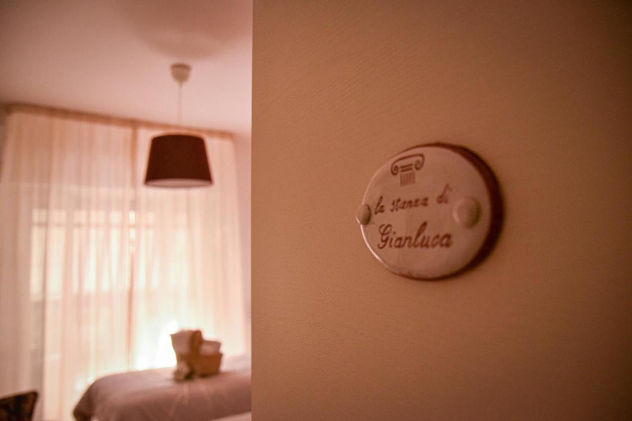 A Casa Dei Bruno B&B Поццуоли Экстерьер фото