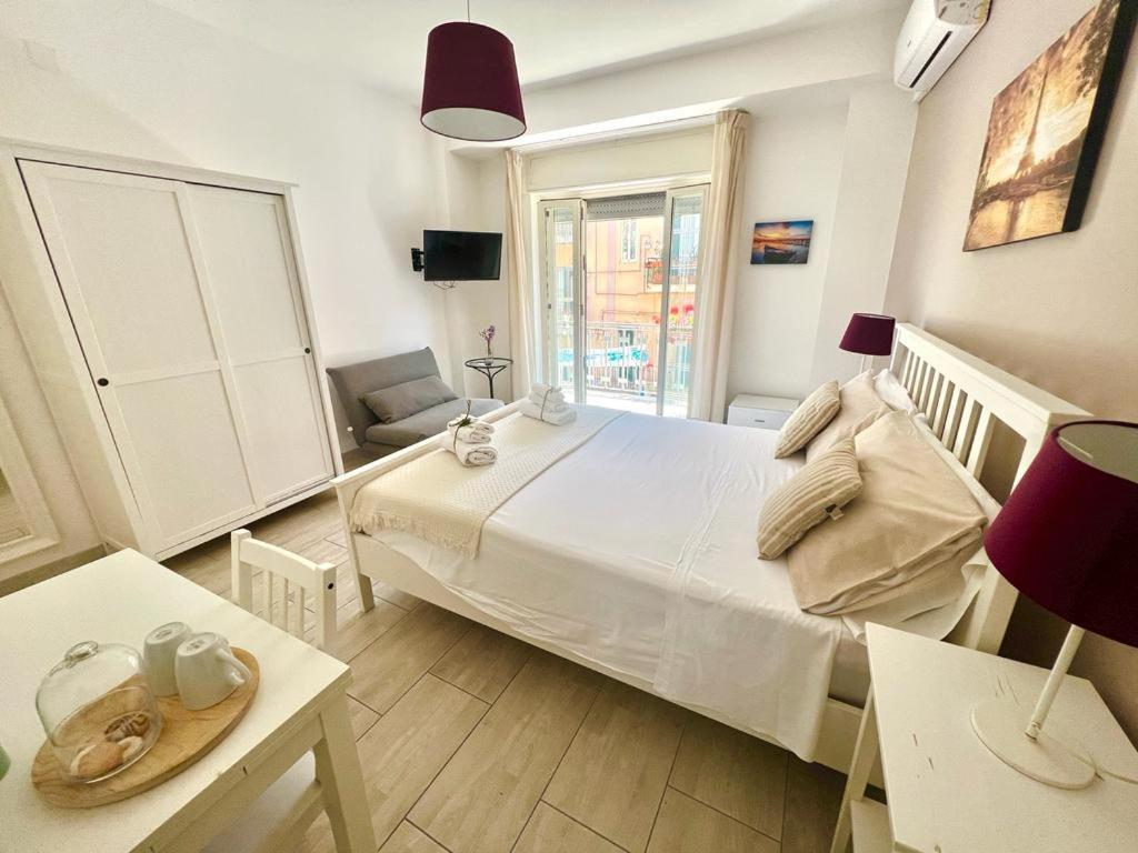 A Casa Dei Bruno B&B Поццуоли Экстерьер фото